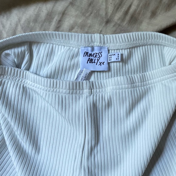 PRINCESS POLLY SIZE US2 white ribbed shorts - Picture 4 of 4
